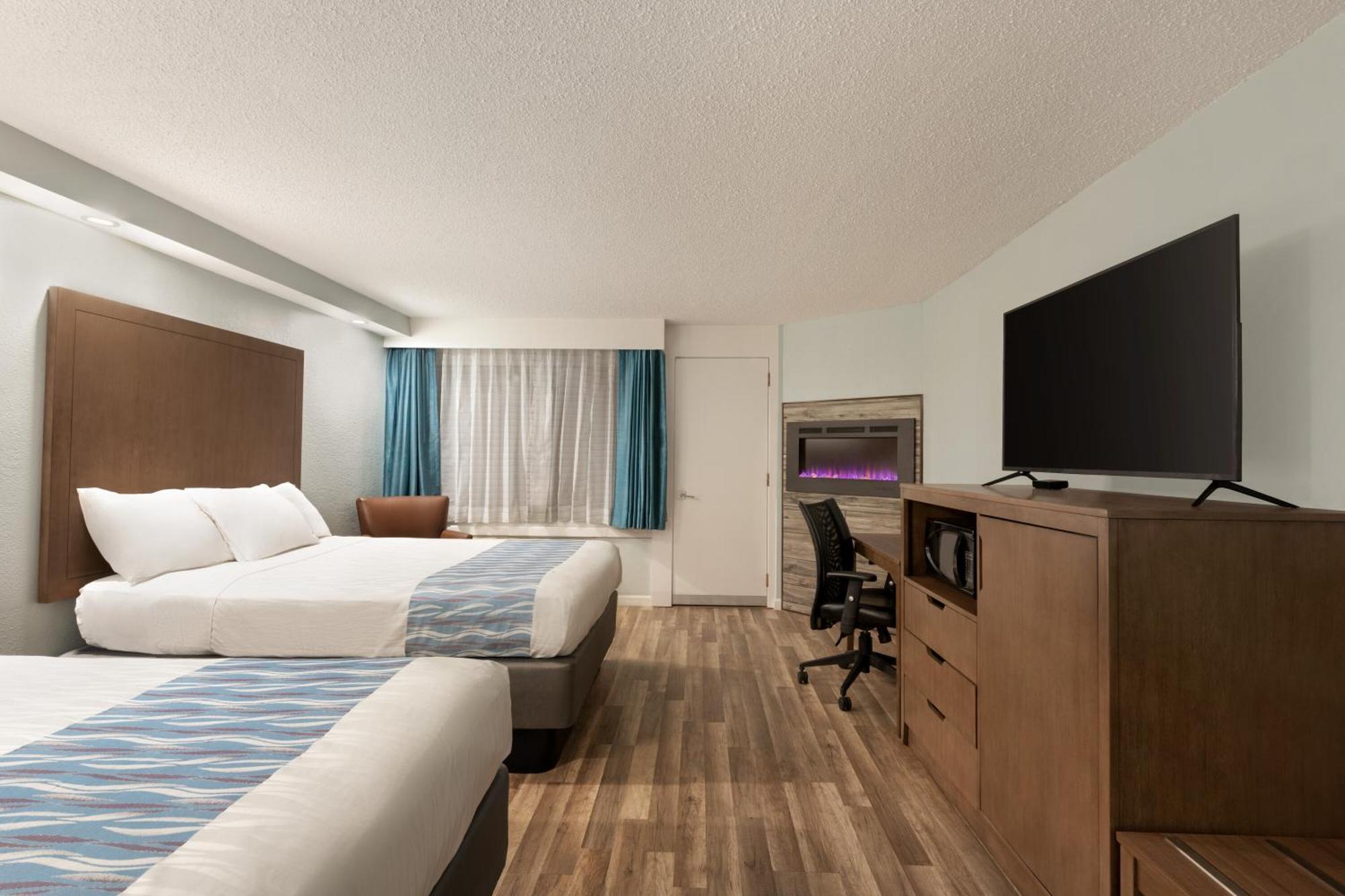 River Hotel 2*